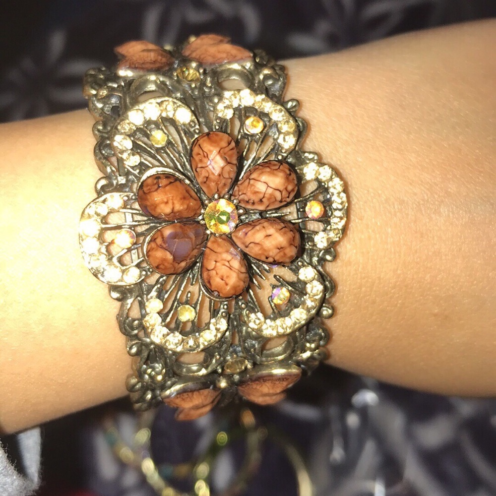 Add new photos to the bangles